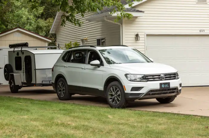 Backing Up a Trailer into a Driveway