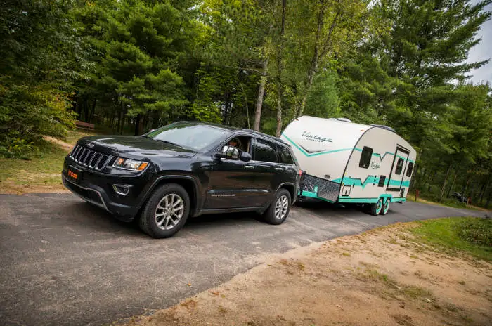 Backing Up a Travel Trailer Camper