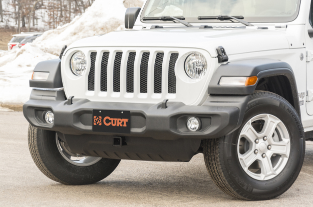 CURT front hitch on Jeep Wrangler JL