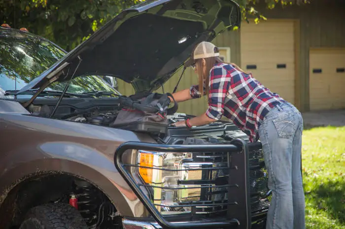 Maintenance Your Own 5th Wheel / Truck Setup